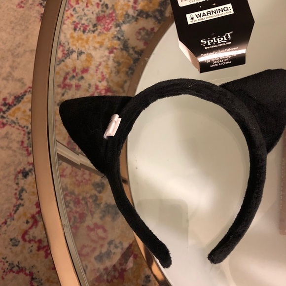 Black Cat Ears for Halloween - Picture 3 of 3